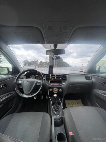 Kia Rio 2006, 375,248 km - 1.5 l - Qax