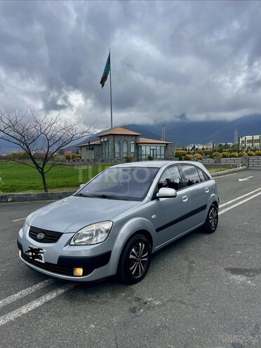 Kia Rio 2006, 375,248 km - 1.5 l - Qax
