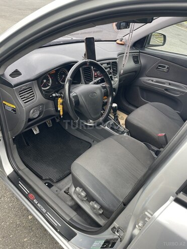 Kia Rio 2006, 375,248 km - 1.5 l - Qax