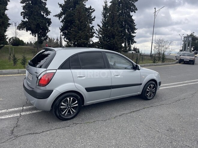 Kia Rio 2006, 375,248 km - 1.5 l - Qax
