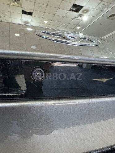 Toyota Camry-8