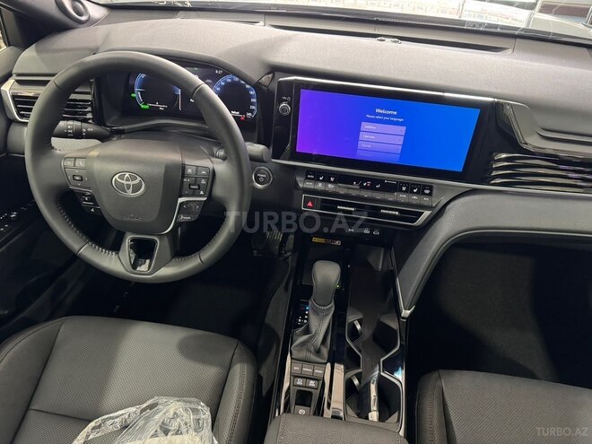 Toyota Camry-18