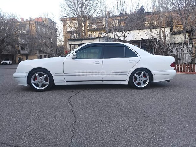 Mercedes E 240 1998, 390,000 km - 2.4 l - Bakı