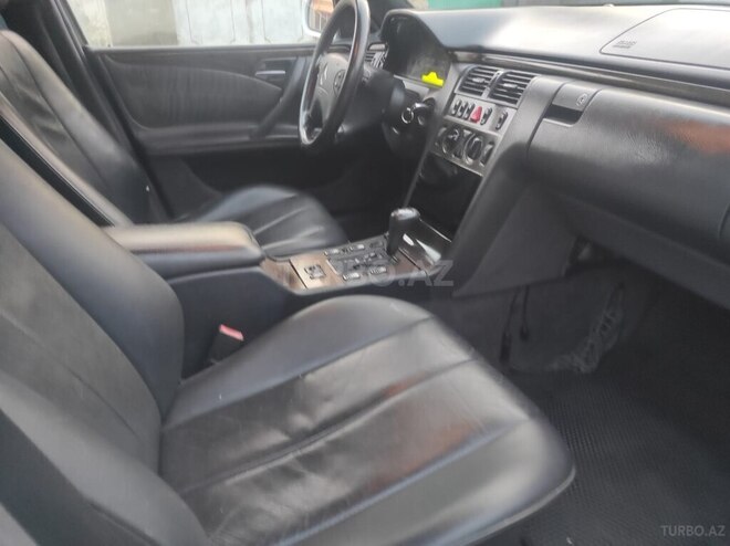 Mercedes E 240 1998, 390,000 km - 2.4 l - Bakı