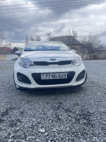 Kia Pride 2013, 230,000 km - 1.4 l - Zaqatala