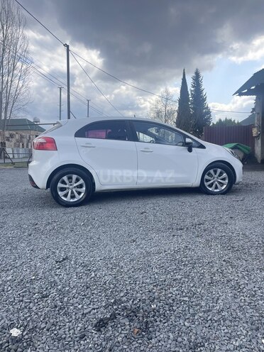 Kia Pride 2013, 230,000 km - 1.4 l - Zaqatala
