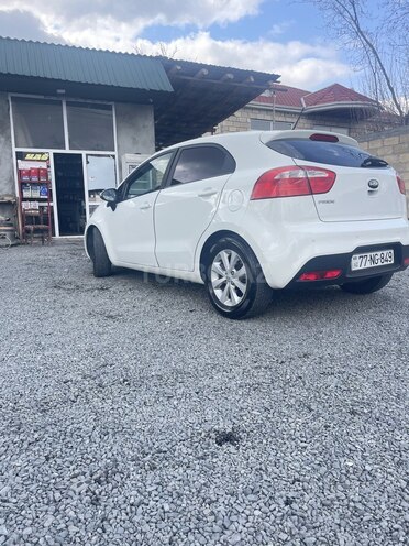 Kia Pride 2013, 230,000 km - 1.4 l - Zaqatala
