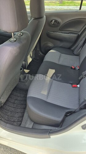 Nissan March-4