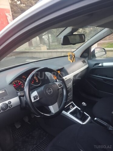 Opel Astra 2009, 345,000 km - 1.4 l - Bakı