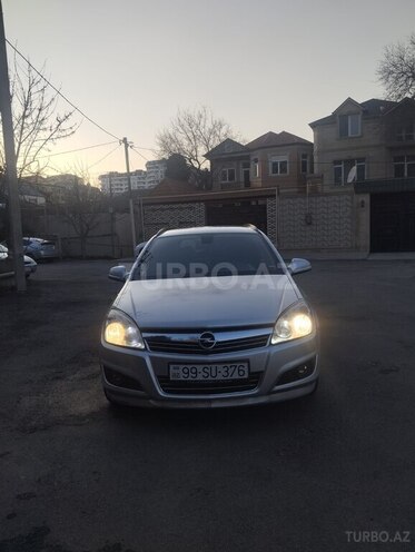 Opel Astra 2009, 345,000 km - 1.4 l - Bakı