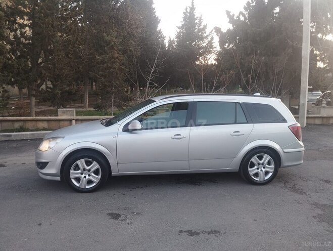Opel Astra 2009, 345,000 km - 1.4 l - Bakı