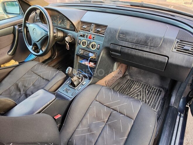 Mercedes C 220-7