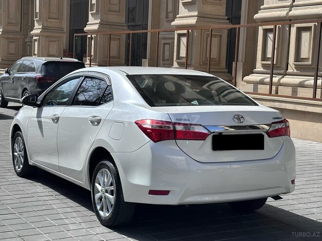 Toyota Corolla 2016, 54,000 km - 1.6 л - Bakı
