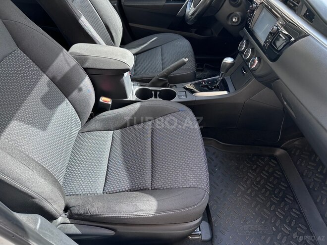 Toyota Corolla 2016, 54,000 km - 1.6 л - Bakı