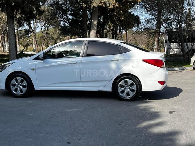 Hyundai Accent 2014, 334,000 km - 1.6 л - Bakı