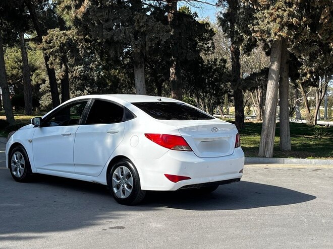 Hyundai Accent 2014, 334,000 km - 1.6 л - Bakı