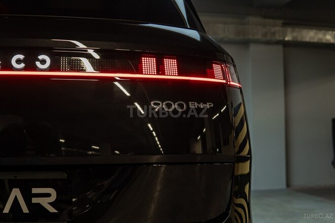 Lynk & Co 900-6