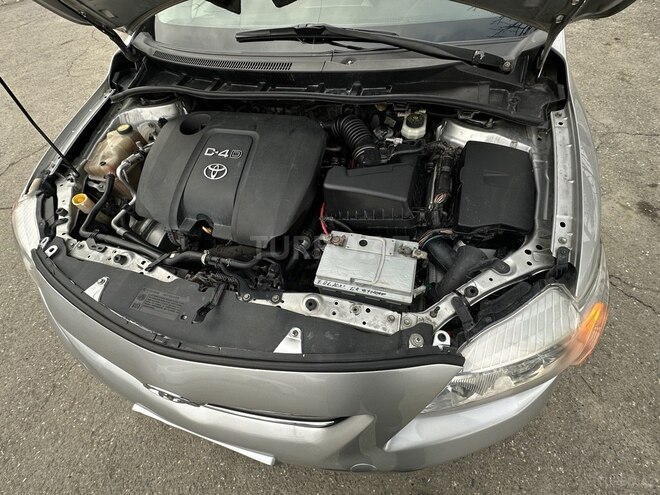 Toyota Corolla-13