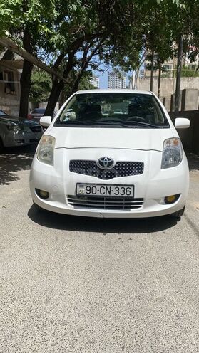 Toyota Yaris-1
