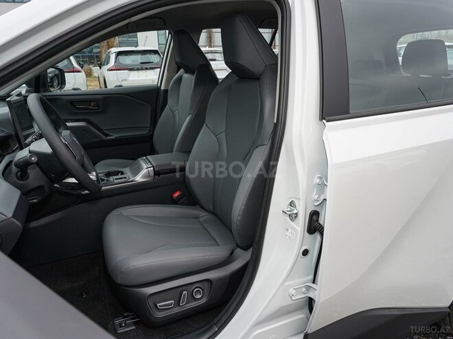 Toyota RAV4-21