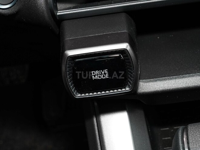 Toyota RAV4-20