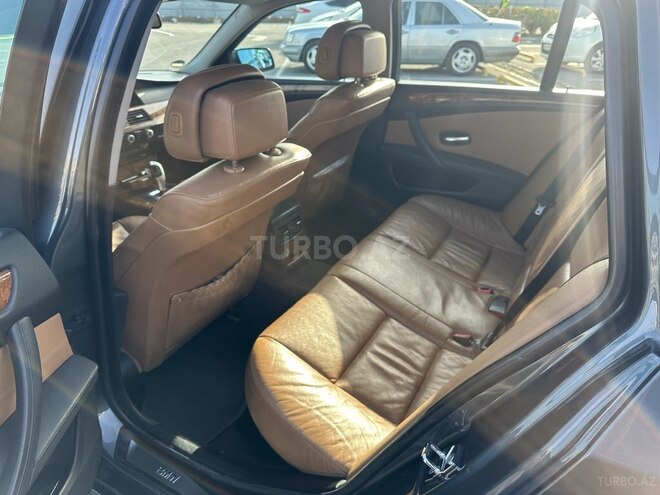 BMW 520-8