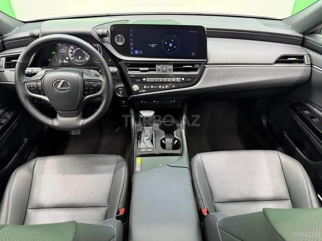 Lexus ES 300h-7