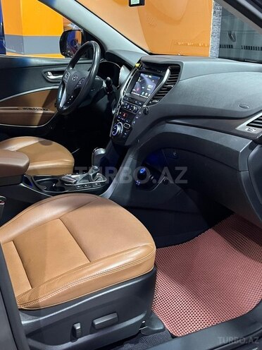 Hyundai Santa Fe-20
