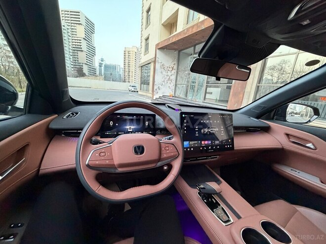 Changan  2025, 12,897 km - 1.5 l - Bakı