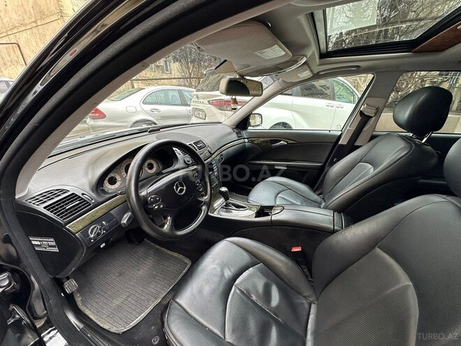 Mercedes E 220 2007, 260,000 km - 2.2 л - Bakı