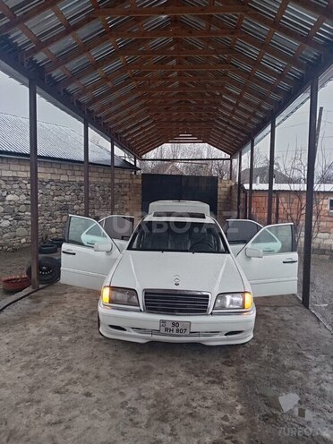 Mercedes C 230 2000, 300,000 km - 2.3 l - İsmayıllı