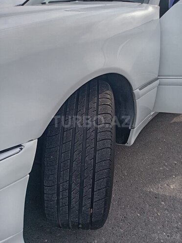 Mercedes C 230 2000, 300,000 km - 2.3 l - İsmayıllı
