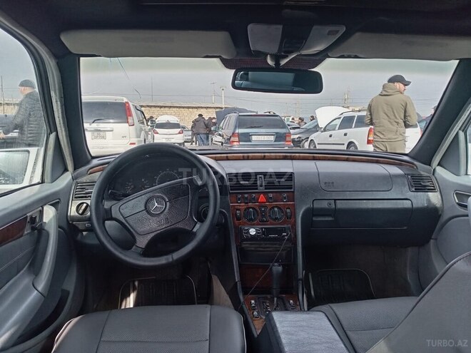 Mercedes C 230 2000, 300,000 km - 2.3 l - İsmayıllı