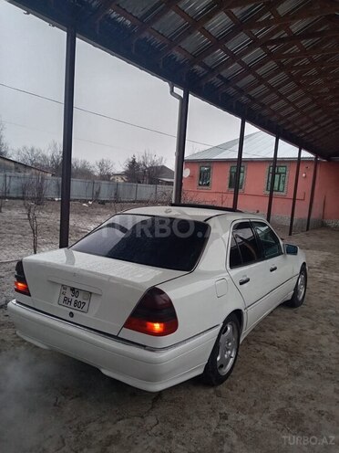 Mercedes C 230 2000, 300,000 km - 2.3 l - İsmayıllı
