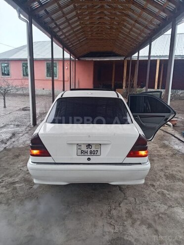 Mercedes C 230 2000, 300,000 km - 2.3 l - İsmayıllı