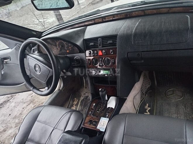 Mercedes C 230 2000, 300,000 km - 2.3 l - İsmayıllı