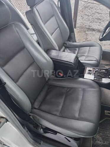 Mercedes C 230 2000, 300,000 km - 2.3 l - İsmayıllı
