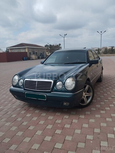 Mercedes E 230 1995, 412,000 km - 2.3 l - Şirvan