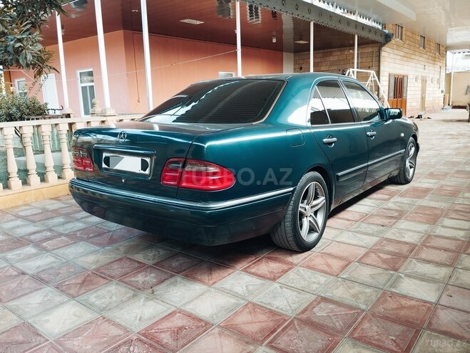 Mercedes E 230 1995, 412,000 km - 2.3 l - Şirvan
