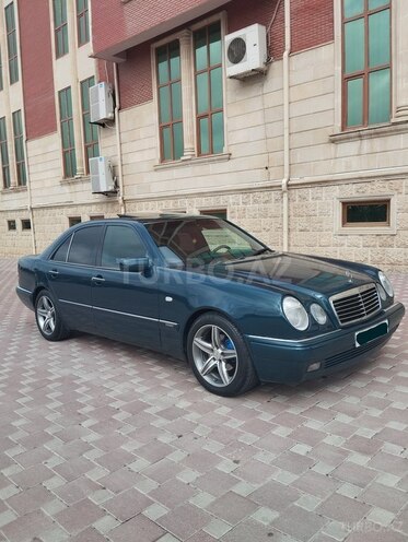 Mercedes E 230 1995, 412,000 km - 2.3 l - Şirvan