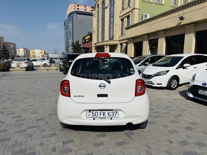 Nissan March-7