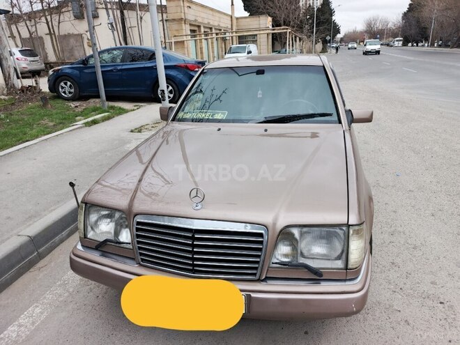 Mercedes E 250 1993, 339,000 km - 2.5 l - Bakı