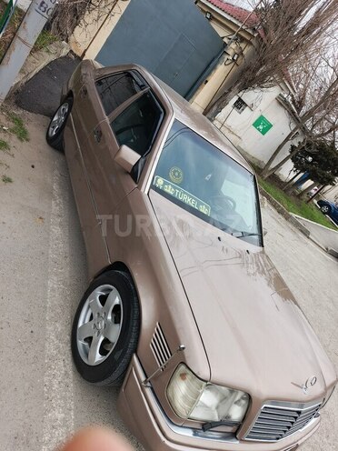 Mercedes E 250 1993, 339,000 km - 2.5 l - Bakı