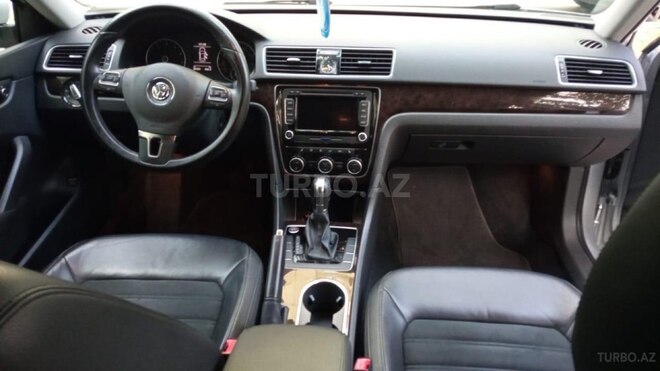 Volkswagen Passat 2013, 107,000 km - 1.8 л - Bakı