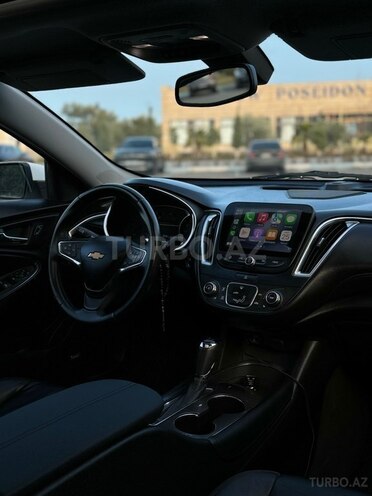 Chevrolet Malibu-12