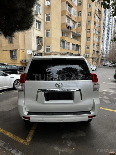 Toyota Land Cruiser Prado 2010, 126,500 km - 2.7 л - Bakı