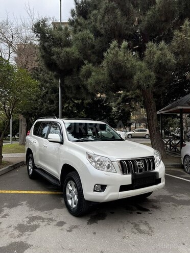 Toyota Land Cruiser Prado 2010, 126,500 km - 2.7 л - Bakı