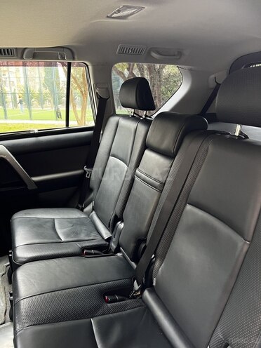 Toyota Land Cruiser Prado 2010, 126,500 km - 2.7 л - Bakı