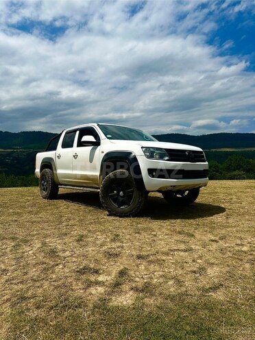 Volkswagen Amarok-1