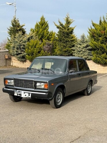 LADA (VAZ) 2107-4